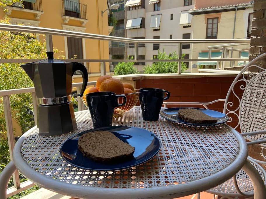 Piso En El Centro De Granada. Parking Opcional Apartment ภายนอก รูปภาพ
